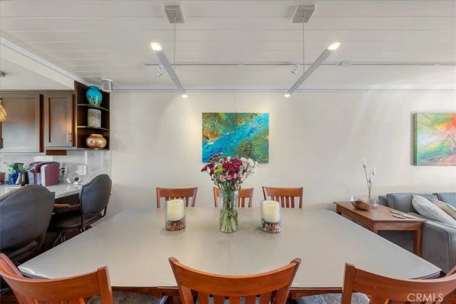 760 Manhattan Beach Blvd B, Manhattan Beach, CA 90266