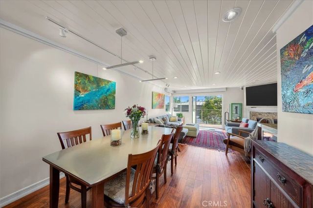 760 Manhattan Beach Blvd B, Manhattan Beach, CA 90266
