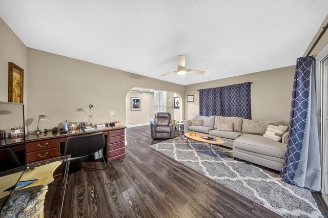 2341 SE West Blackwell Drive, Port Saint Lucie, FL 34952