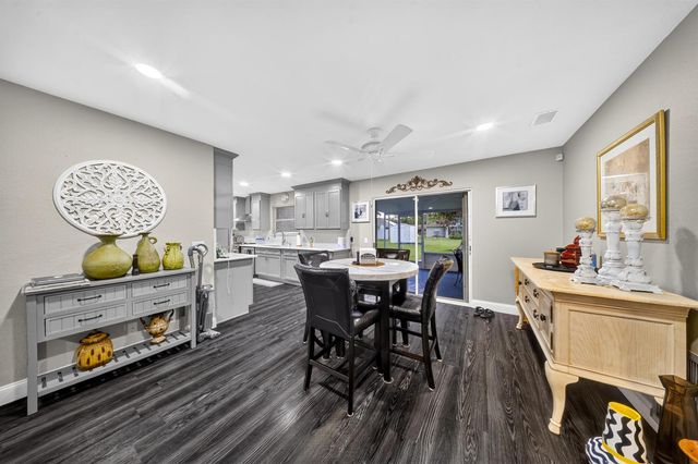 2341 SE West Blackwell Drive, Port Saint Lucie, FL 34952
