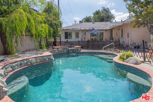 6414 Corbin Avenue, Reseda, CA 91335