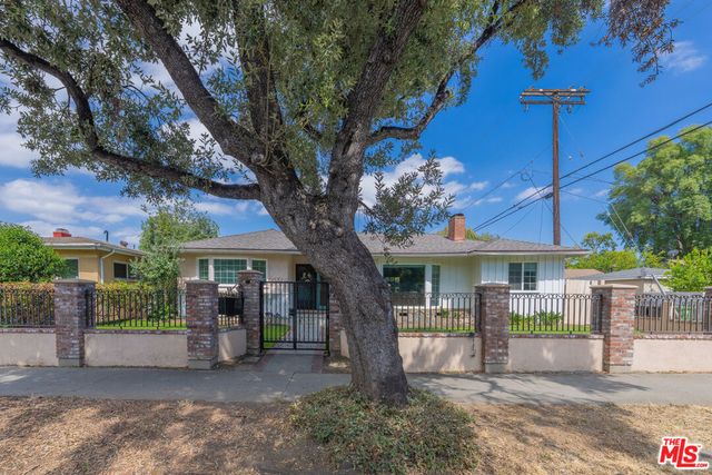 6414 Corbin Avenue, Reseda, CA 91335