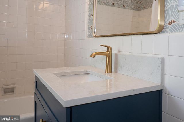 722 ARGYLE RD, Wynnewood, PA 19096