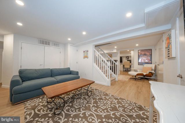 722 ARGYLE RD, Wynnewood, PA 19096