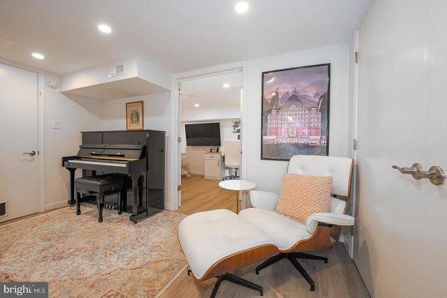 722 ARGYLE RD, Wynnewood, PA 19096