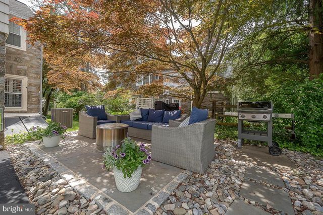 722 ARGYLE RD, Wynnewood, PA 19096