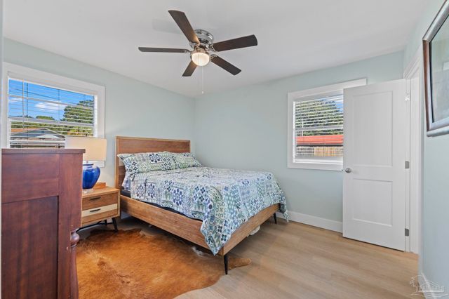 8494 Olympia Rd, Pensacola, FL 32514