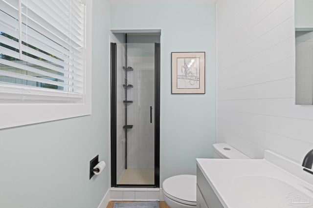 8494 Olympia Rd, Pensacola, FL 32514