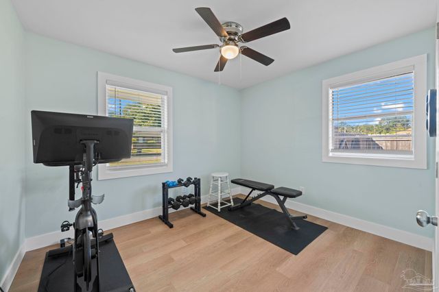 8494 Olympia Rd, Pensacola, FL 32514