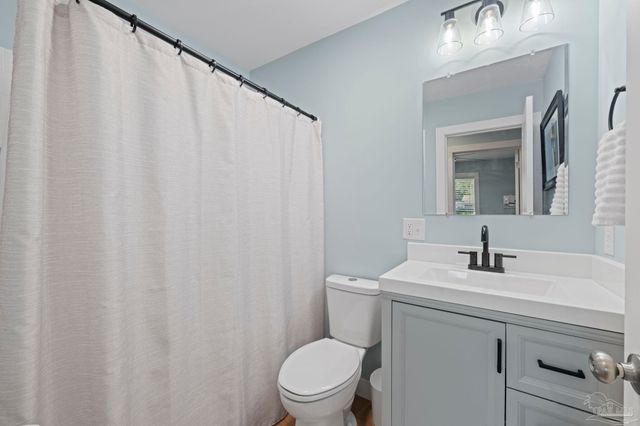 8494 Olympia Rd, Pensacola, FL 32514