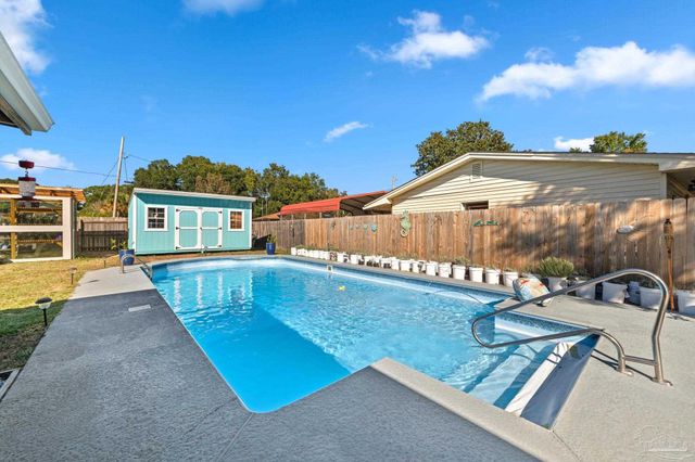 8494 Olympia Rd, Pensacola, FL 32514