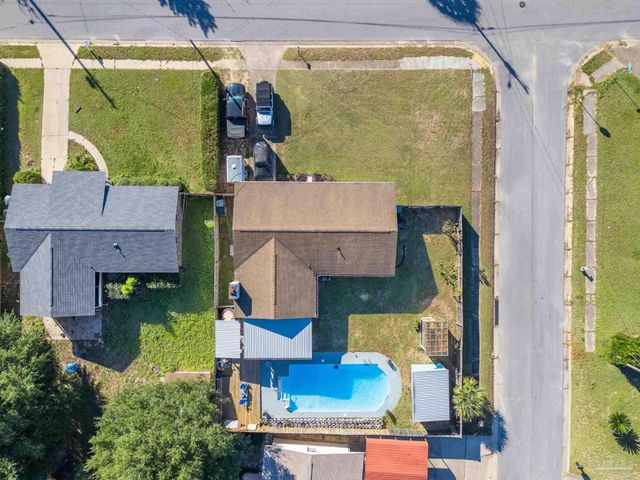 8494 Olympia Rd, Pensacola, FL 32514