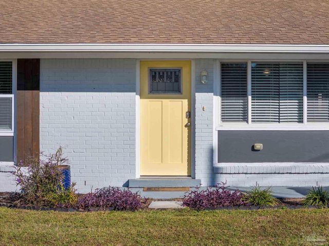 8494 Olympia Rd, Pensacola, FL 32514