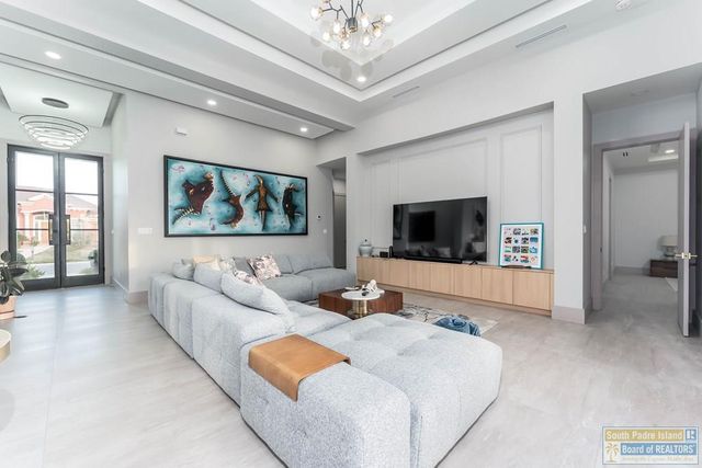 2 Palmer Court, Laguna Vista, TX 78578