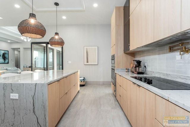 2 Palmer Court, Laguna Vista, TX 78578