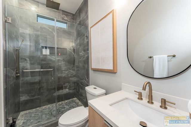 2 Palmer Court, Laguna Vista, TX 78578