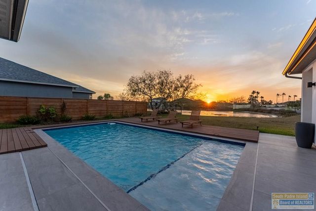 2 Palmer Court, Laguna Vista, TX 78578