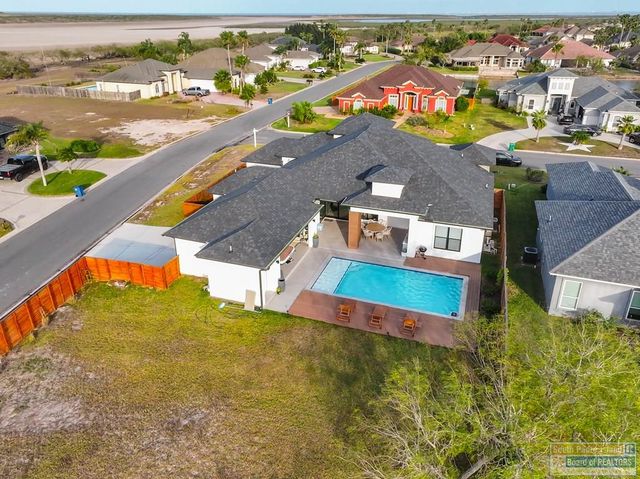 2 Palmer Court, Laguna Vista, TX 78578