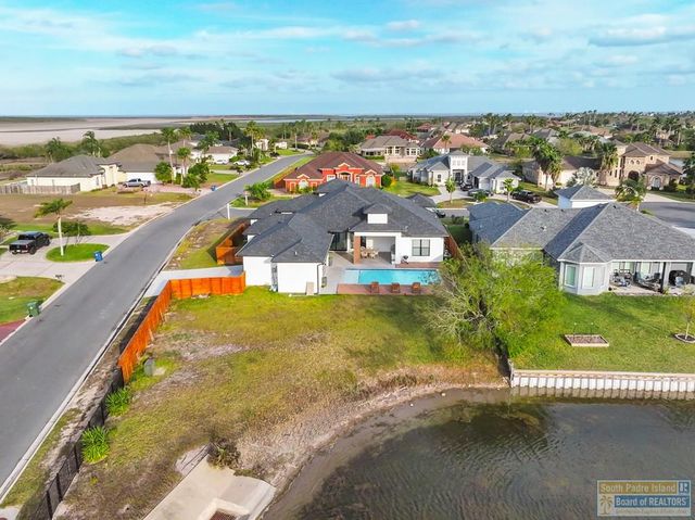 2 Palmer Court, Laguna Vista, TX 78578