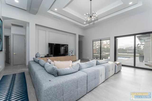 2 Palmer Court, Laguna Vista, TX 78578