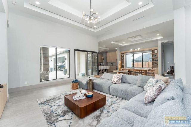 2 Palmer Court, Laguna Vista, TX 78578