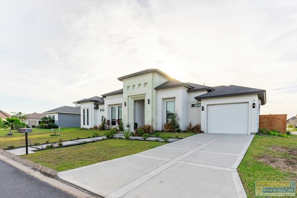 2 Palmer Court, Laguna Vista, TX 78578