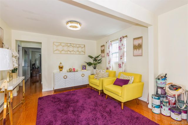 165 Wellesley Street, Hempstead, NY 11550