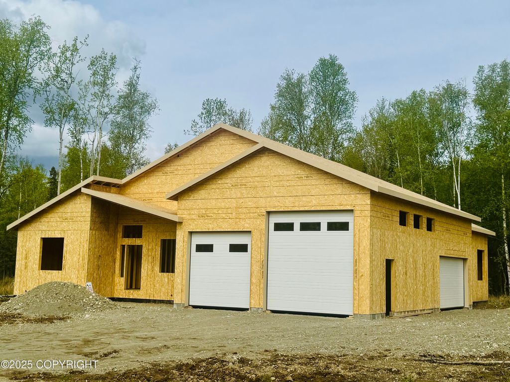 4751 Monument Circle, Wasilla, AK 99654