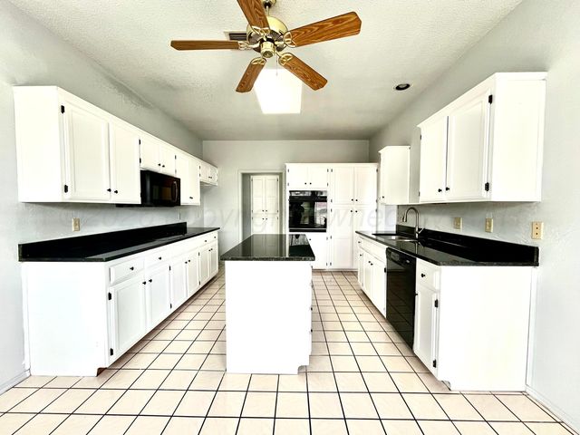 7628 Catskill Avenue, Amarillo, TX 79121