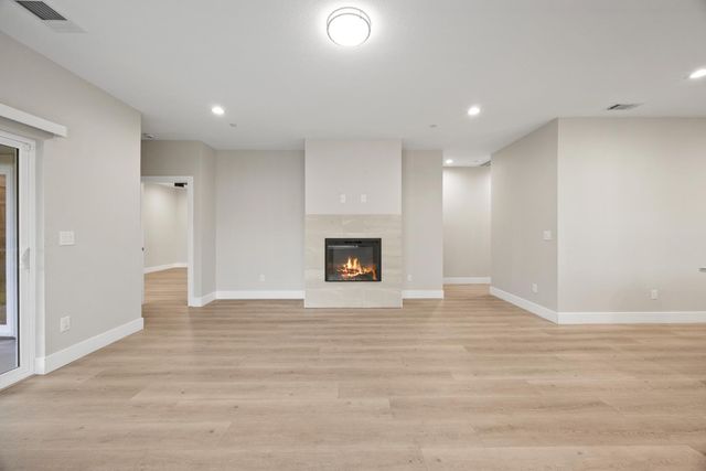 8296 Ghislaine Way, Antelope, CA 95843