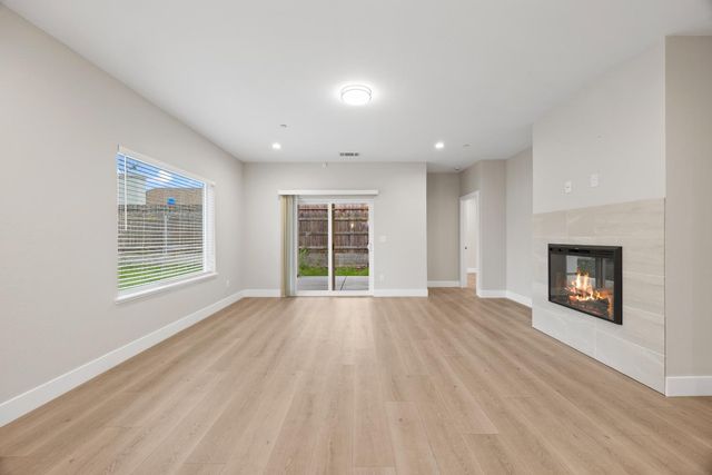 8296 Ghislaine Way, Antelope, CA 95843