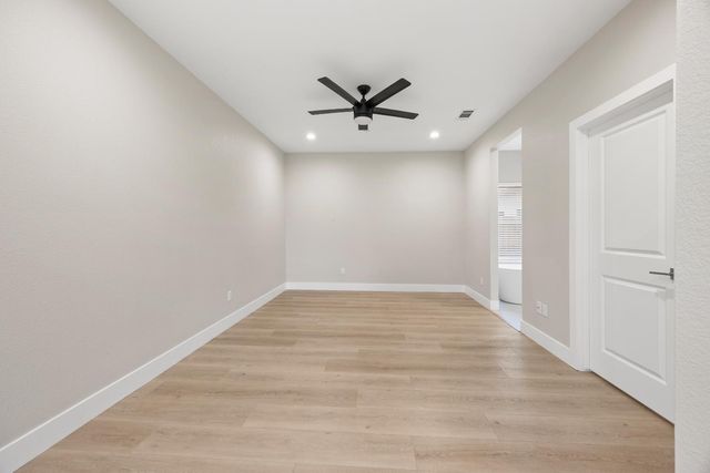 8296 Ghislaine Way, Antelope, CA 95843