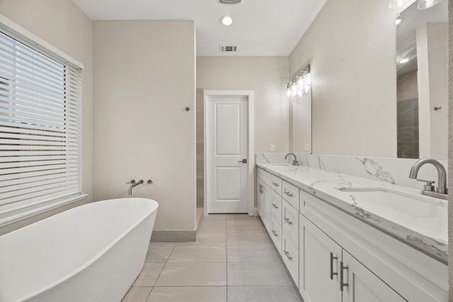 8296 Ghislaine Way, Antelope, CA 95843