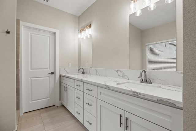 8296 Ghislaine Way, Antelope, CA 95843