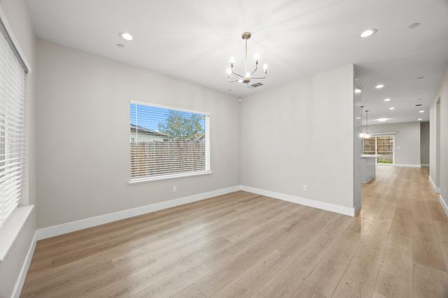 8296 Ghislaine Way, Antelope, CA 95843