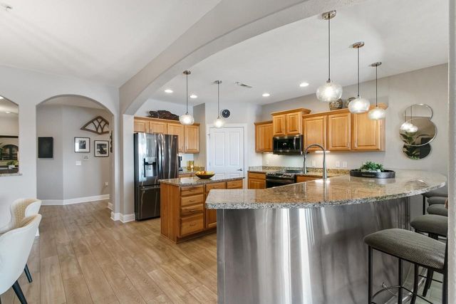 650 E HIAWATHA Drive #302, Wisconsin Dells, WI 53965