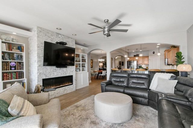 650 E HIAWATHA Drive #302, Wisconsin Dells, WI 53965