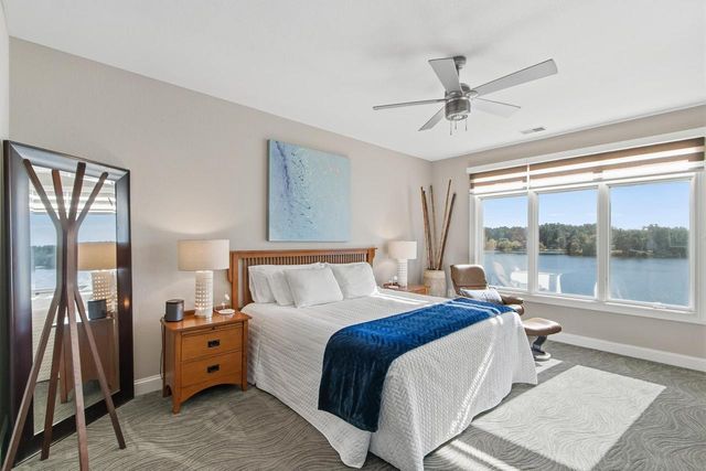 650 E HIAWATHA Drive #302, Wisconsin Dells, WI 53965