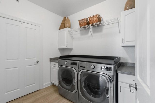 650 E HIAWATHA Drive #302, Wisconsin Dells, WI 53965