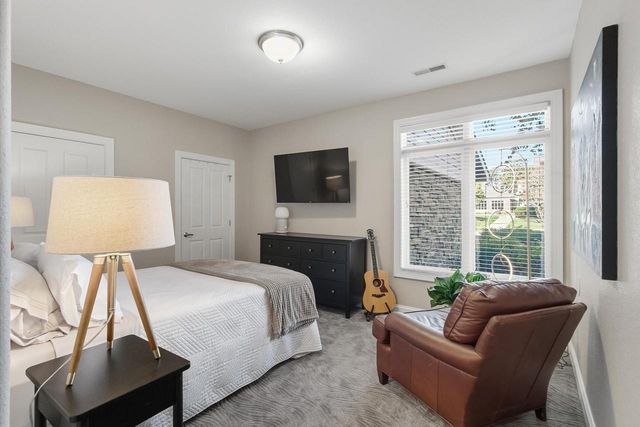 650 E HIAWATHA Drive #302, Wisconsin Dells, WI 53965