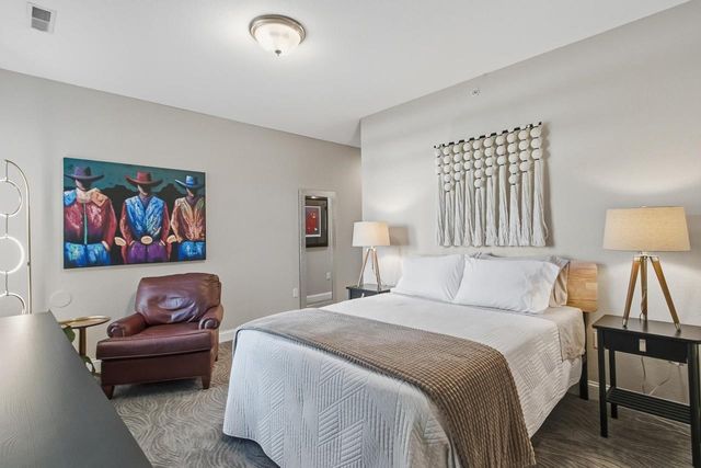 650 E HIAWATHA Drive #302, Wisconsin Dells, WI 53965