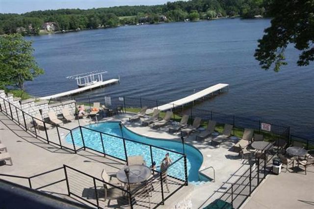 650 E HIAWATHA Drive #302, Wisconsin Dells, WI 53965