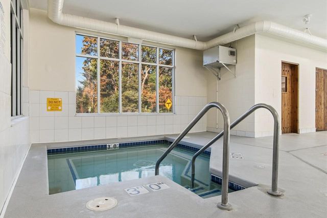 650 E HIAWATHA Drive #302, Wisconsin Dells, WI 53965