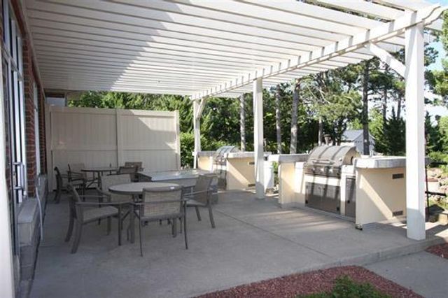 650 E HIAWATHA Drive #302, Wisconsin Dells, WI 53965