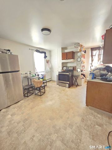 77 Taftville Occum Road, Norwich, CT 06360