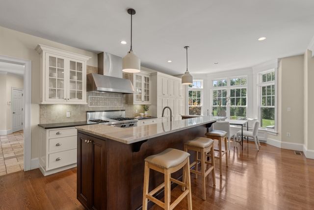 21 Westerly, Weston, MA 02493