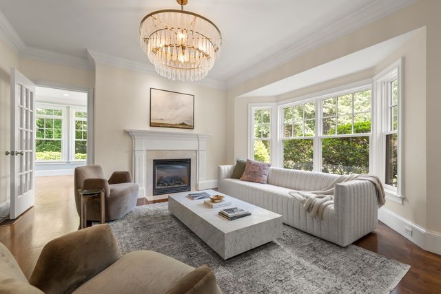 21 Westerly, Weston, MA 02493