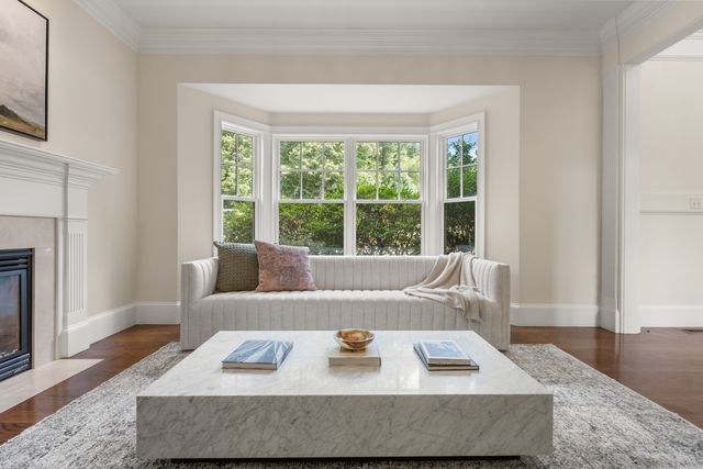 21 Westerly, Weston, MA 02493