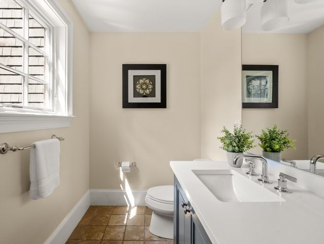 21 Westerly, Weston, MA 02493
