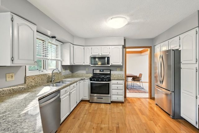 2973 Mourning Dove Circle, Stow, OH 44224